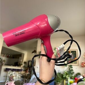 Revlon Pink 1875 Ionic Hair Dryer
